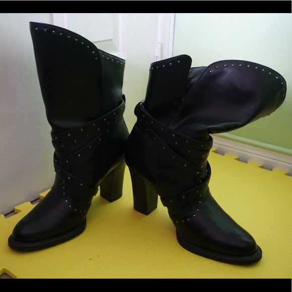 Stiletto Style Boot - Picture 2 of 3